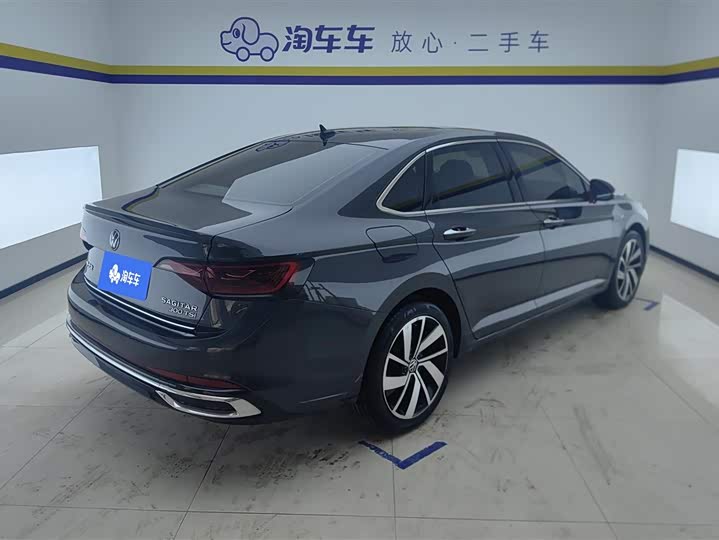 Фото 3 - Volkswagen Sagitar L