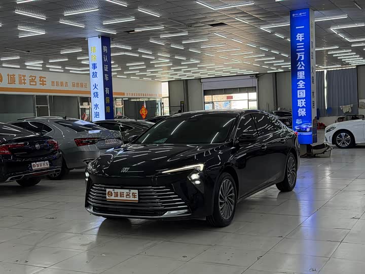 Фото 1 - Buick LaCrosse