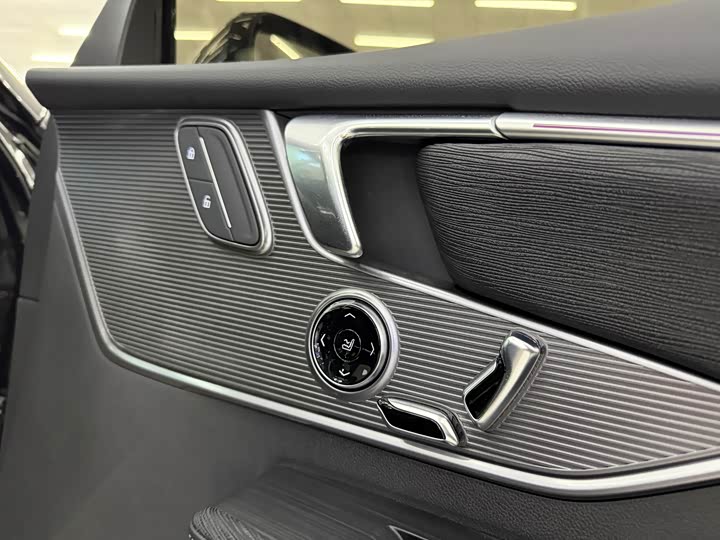 Фото 8 - Buick LaCrosse