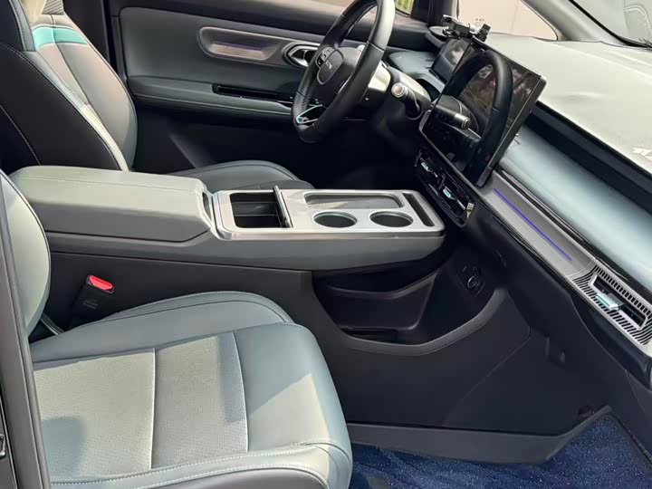 Фото 4 - GAC Aion Y