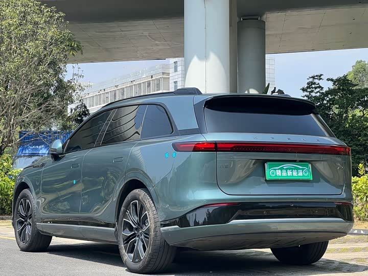 Фото 4 - XPeng G9