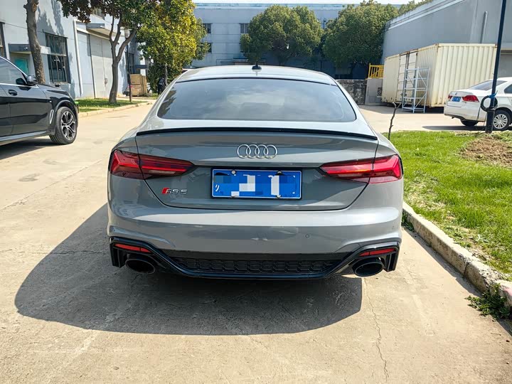 Фото 9 - Audi RS 5