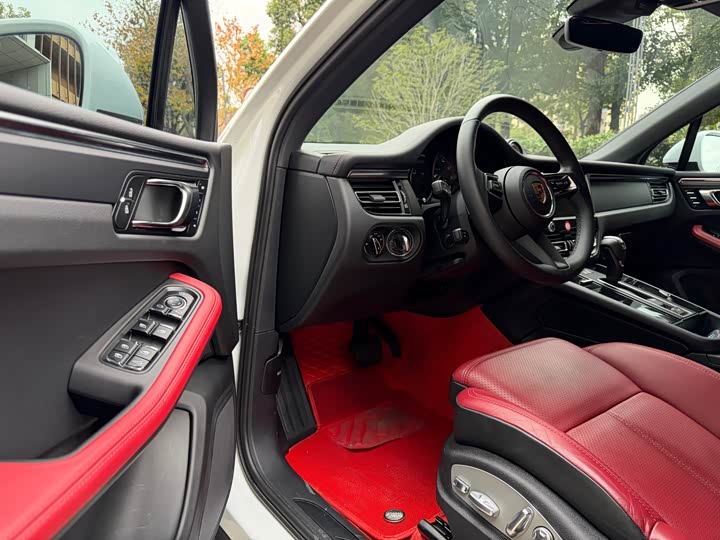 Фото 4 - Porsche Macan