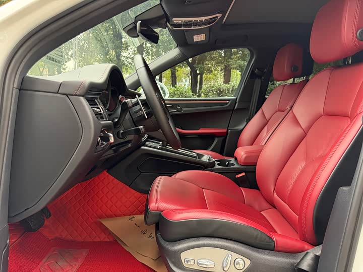 Фото 5 - Porsche Macan