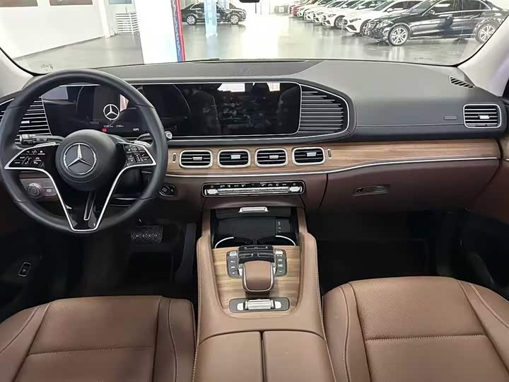 Photo 5 - Mercedes-Benz GLE-Class