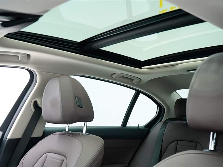 Фото 8 - BMW 3 Series