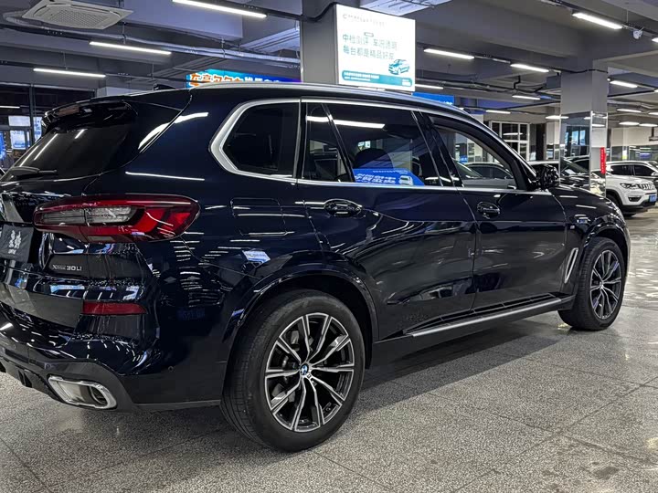 Фото 9 - BMW X5