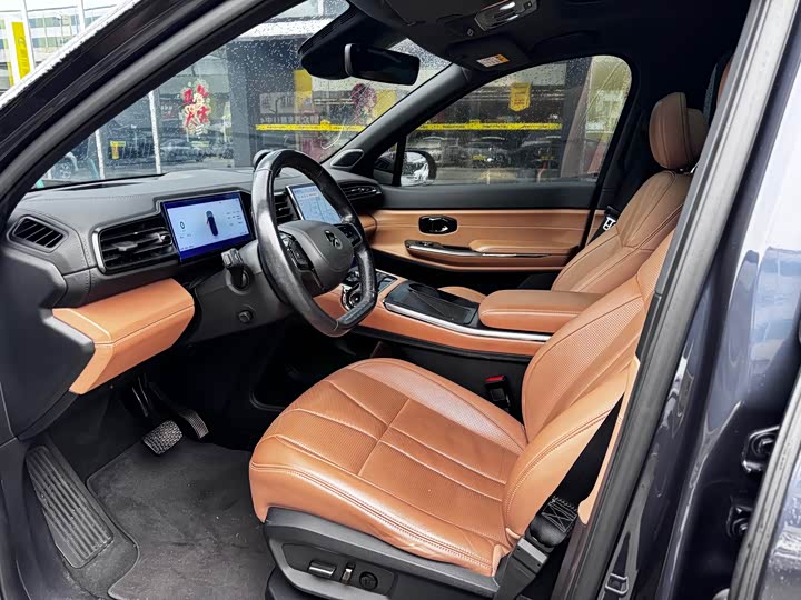 Фото 3 - Nio ES8