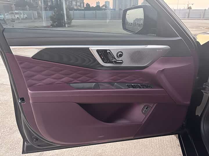 Фото 9 - Cadillac CT6