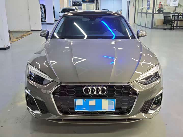 Фото 2 - Audi A5