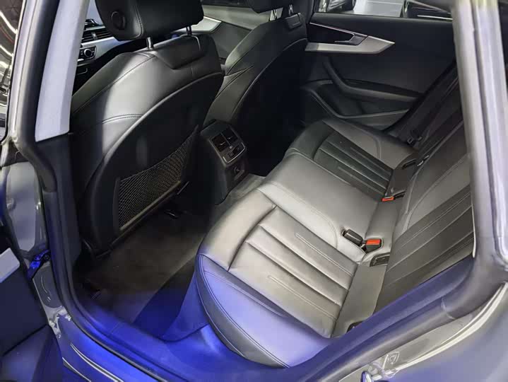 Фото 9 - Audi A5