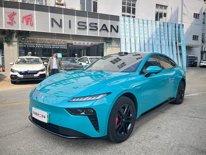 Фото 1 - Dongfeng Yipai eπ 007