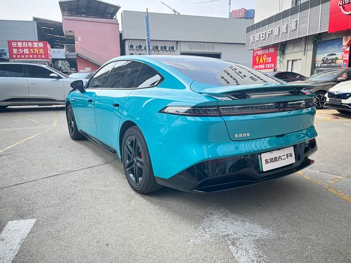 Фото 6 - Dongfeng Yipai eπ 007