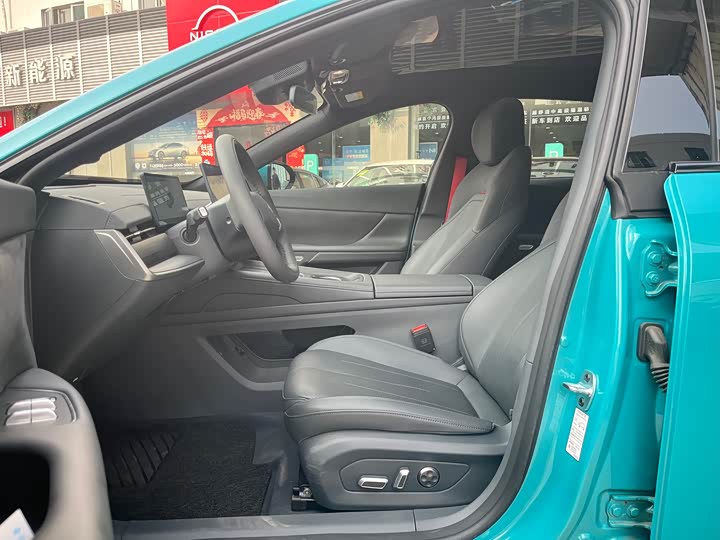 Фото 7 - Dongfeng Yipai eπ 007