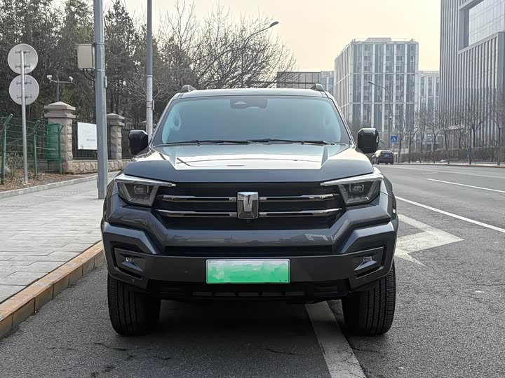 Photo 1 - Tank 400 Hybrid