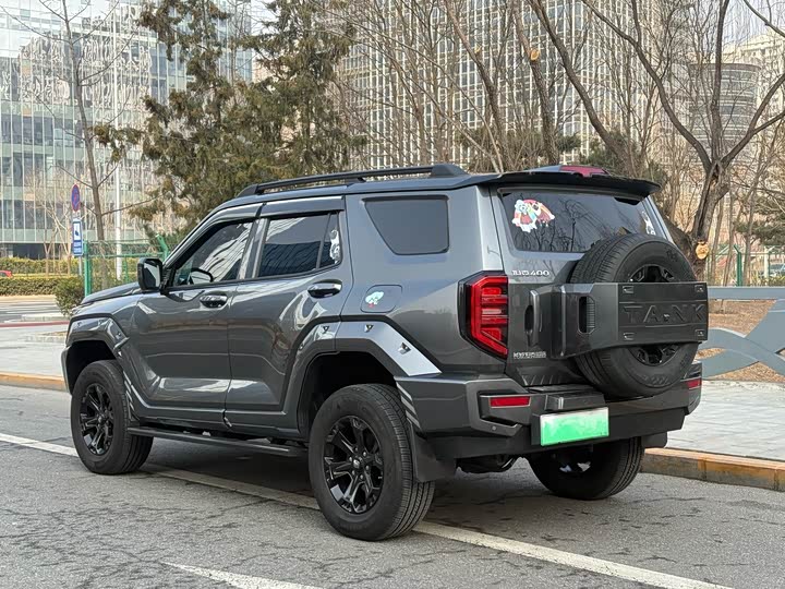 Photo 3 - Tank 400 Hybrid