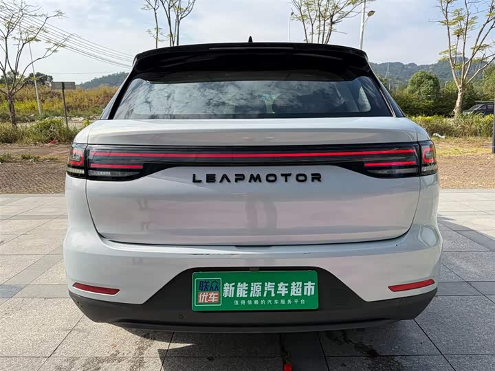 Фото 5 - Leapmotor C11