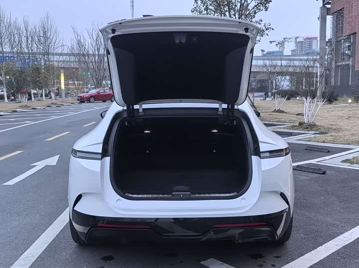 Фото 7 - Avatr 12