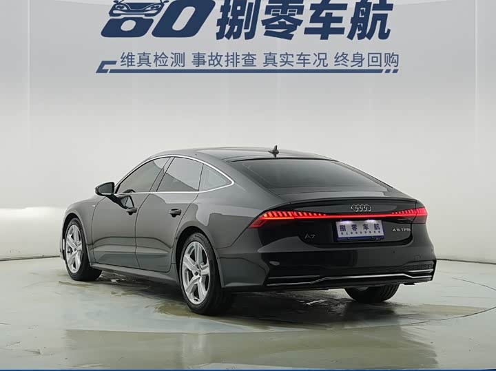 Фото 8 - Audi A7