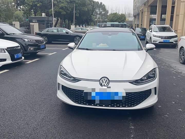 Фото 1 - Volkswagen Lamando L