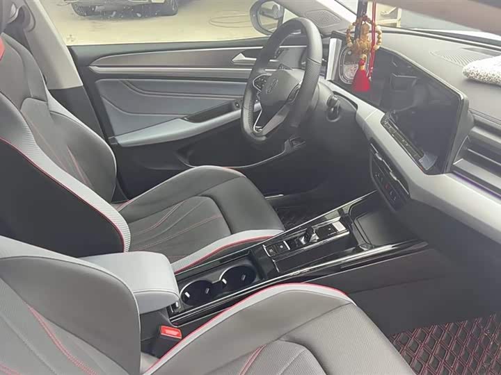 Фото 5 - Volkswagen Lamando L