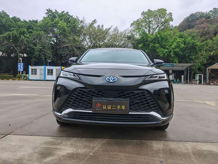 Фото 2 - Toyota Venza