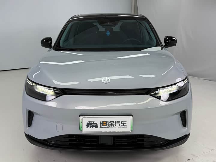 Photo 2 - Leapmotor C11