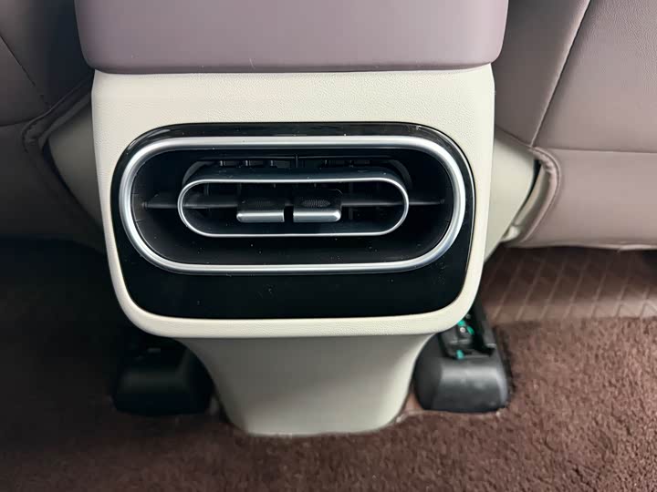 Photo 7 - Leapmotor C11