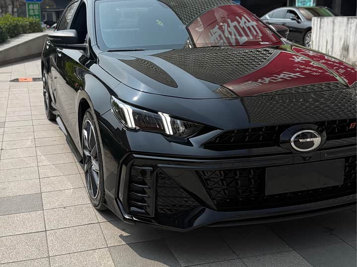 Фото 2 - GAC Trumpchi Empow R