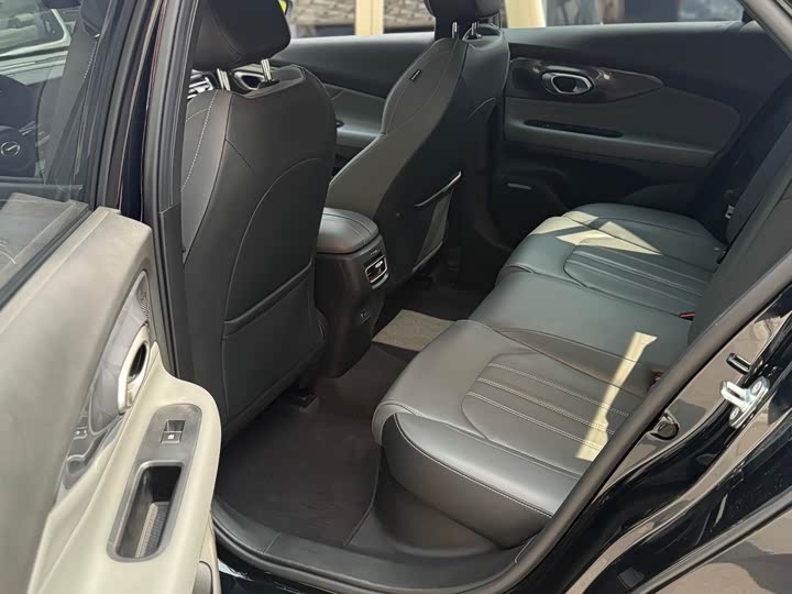 Фото 5 - GAC Trumpchi Empow R