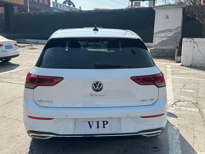 Фото 4 - Volkswagen Golf