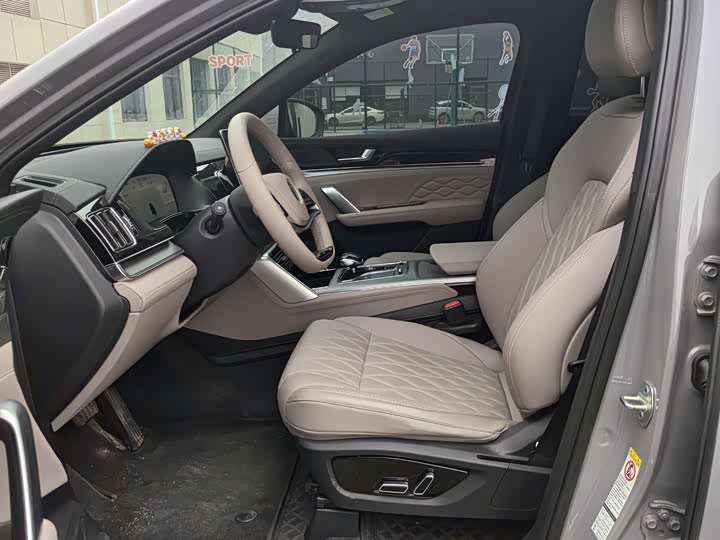 Фото 5 - BYD Tang Hybrid/EV