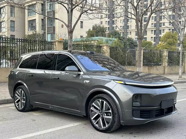 Фото 1 - LiXiang L9