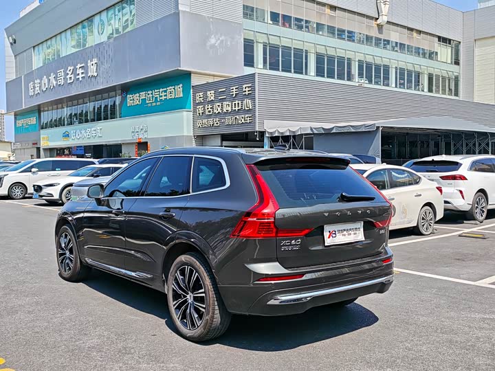 Фото 6 - Volvo XC60