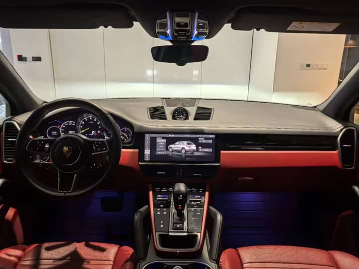 Фото 9 - Porsche Cayenne Hybrid