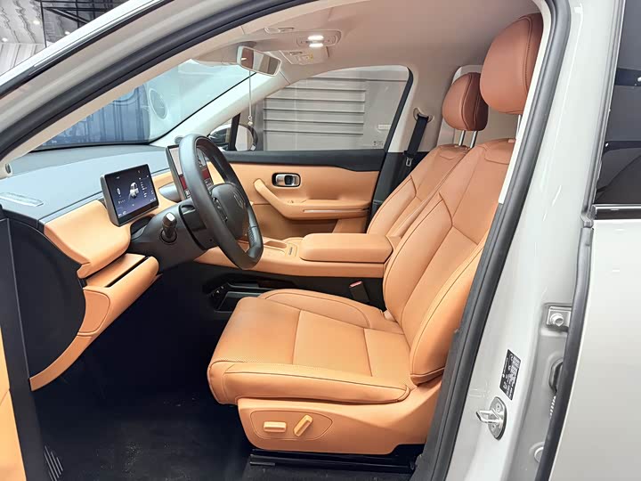 Фото 5 - Leapmotor C10