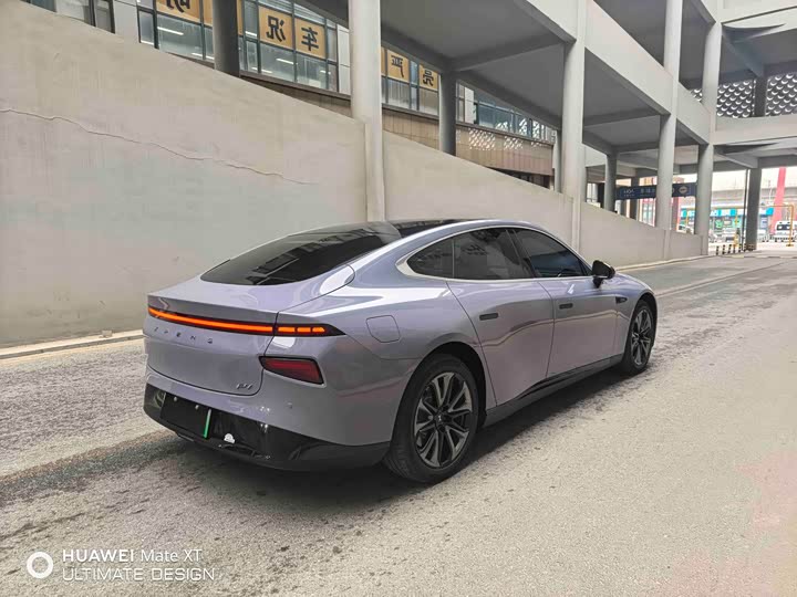 Фото 6 - XPeng P7