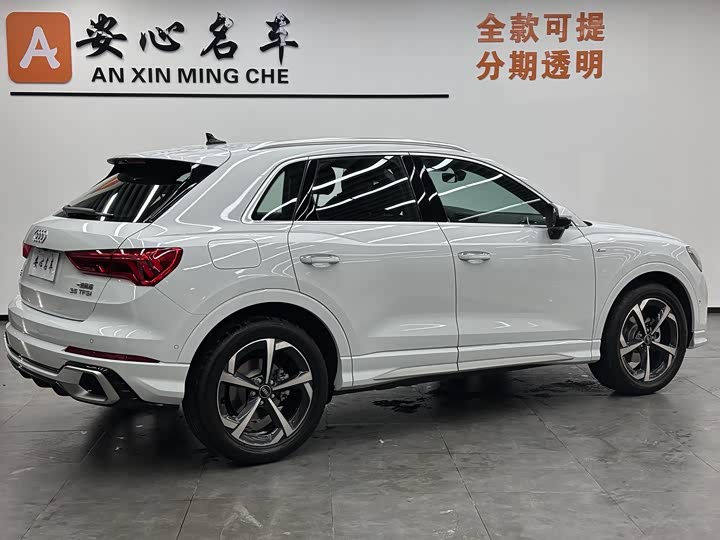 Фото 4 - Audi Q3