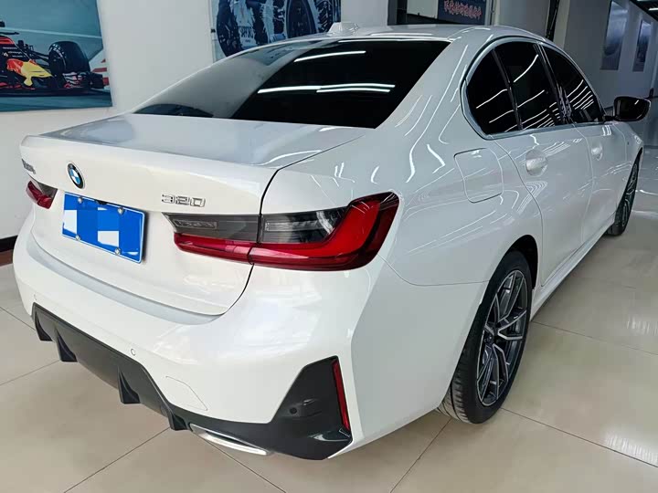 Фото 3 - BMW 3 Series