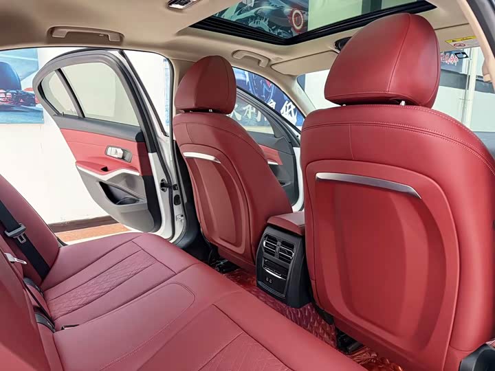 Фото 7 - BMW 3 Series