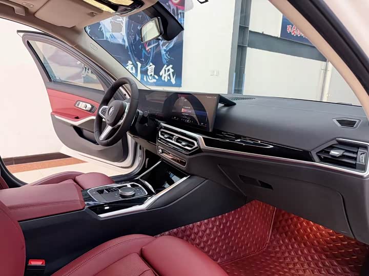 Фото 8 - BMW 3 Series