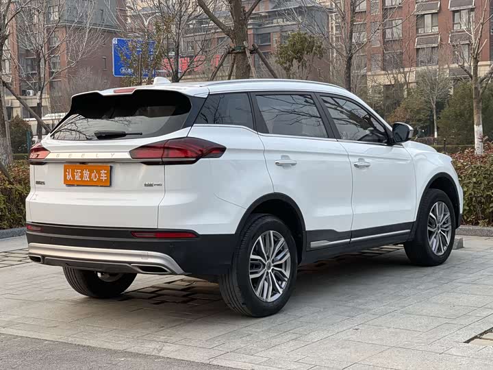 Фото 6 - Geely Atlas