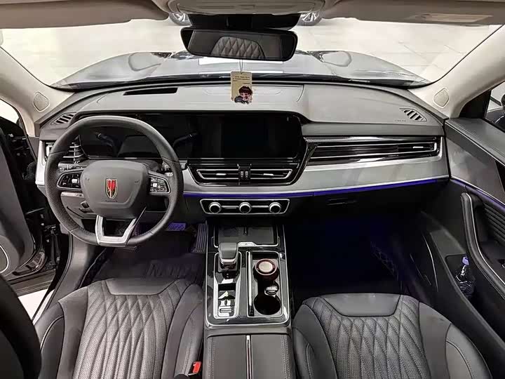 Photo 6 - Hongqi HS5