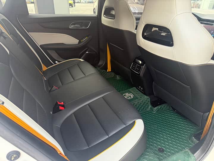 Photo 8 - MG Motor 6