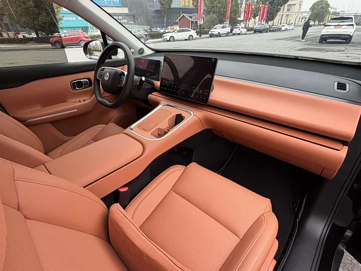 Фото 8 - Leapmotor C16