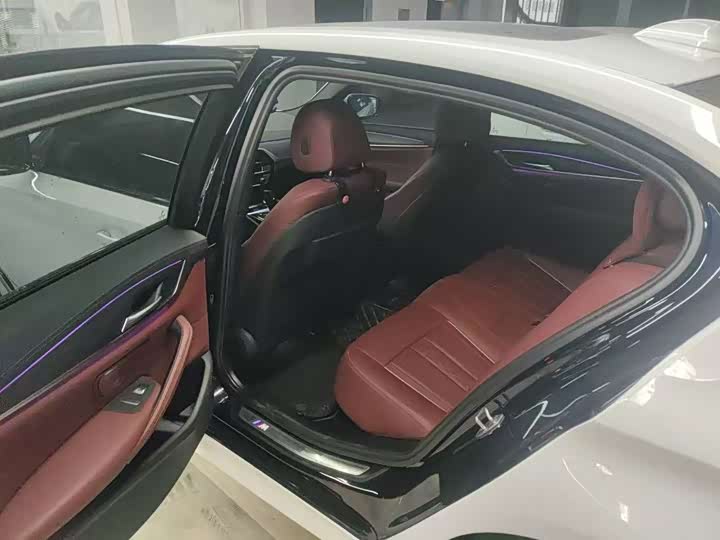 Фото 4 - BMW 5 Series