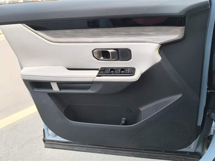 Photo 7 - Jetour Dashing