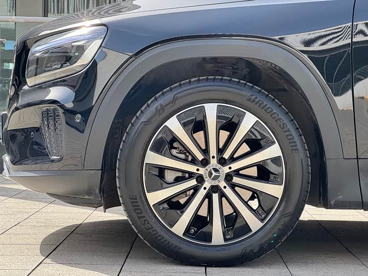 Mercedes-Benz GLB-Class 2024 2024款 GLB 220 时尚型