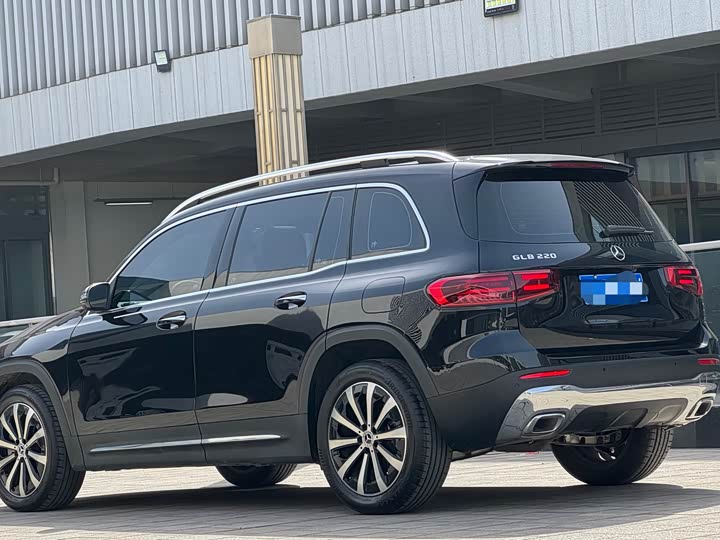 Mercedes-Benz GLB-Class 2024 2024款 GLB 220 时尚型