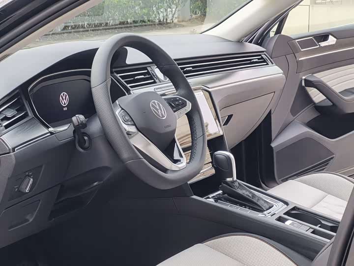 Фото 6 - Volkswagen Magotan